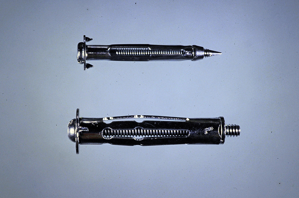 Molly Anchors